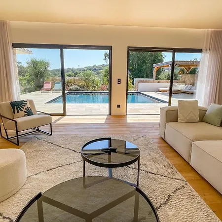 A Calia Di Fiori Mare Villa