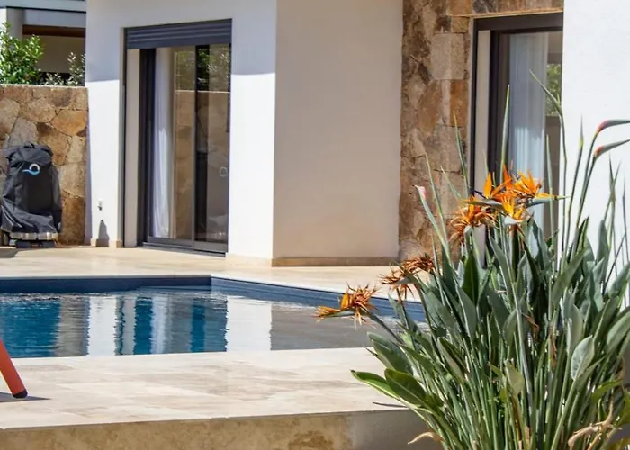 Vila A Calia Di Fiori Mare